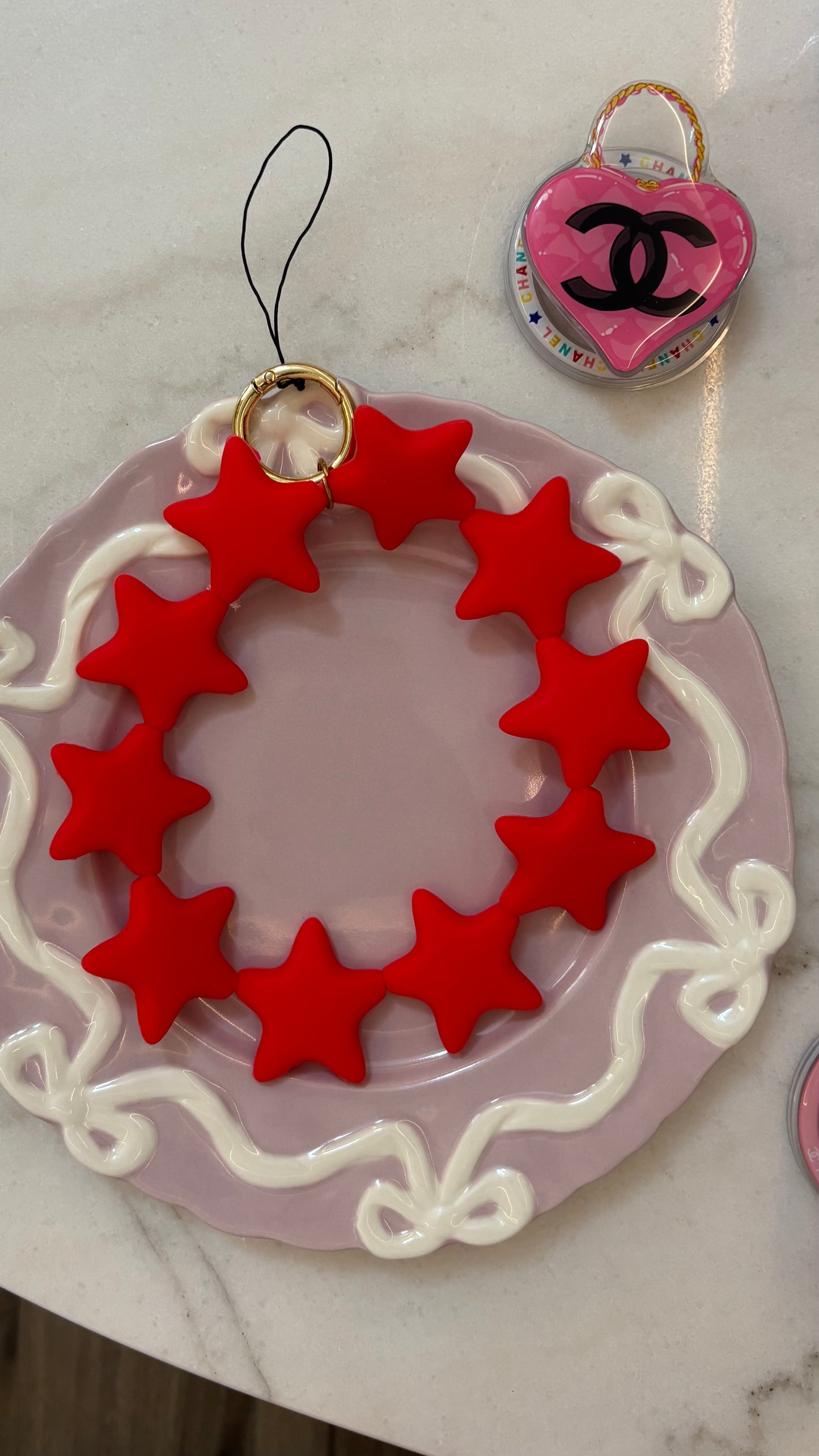 Red stars phone charm