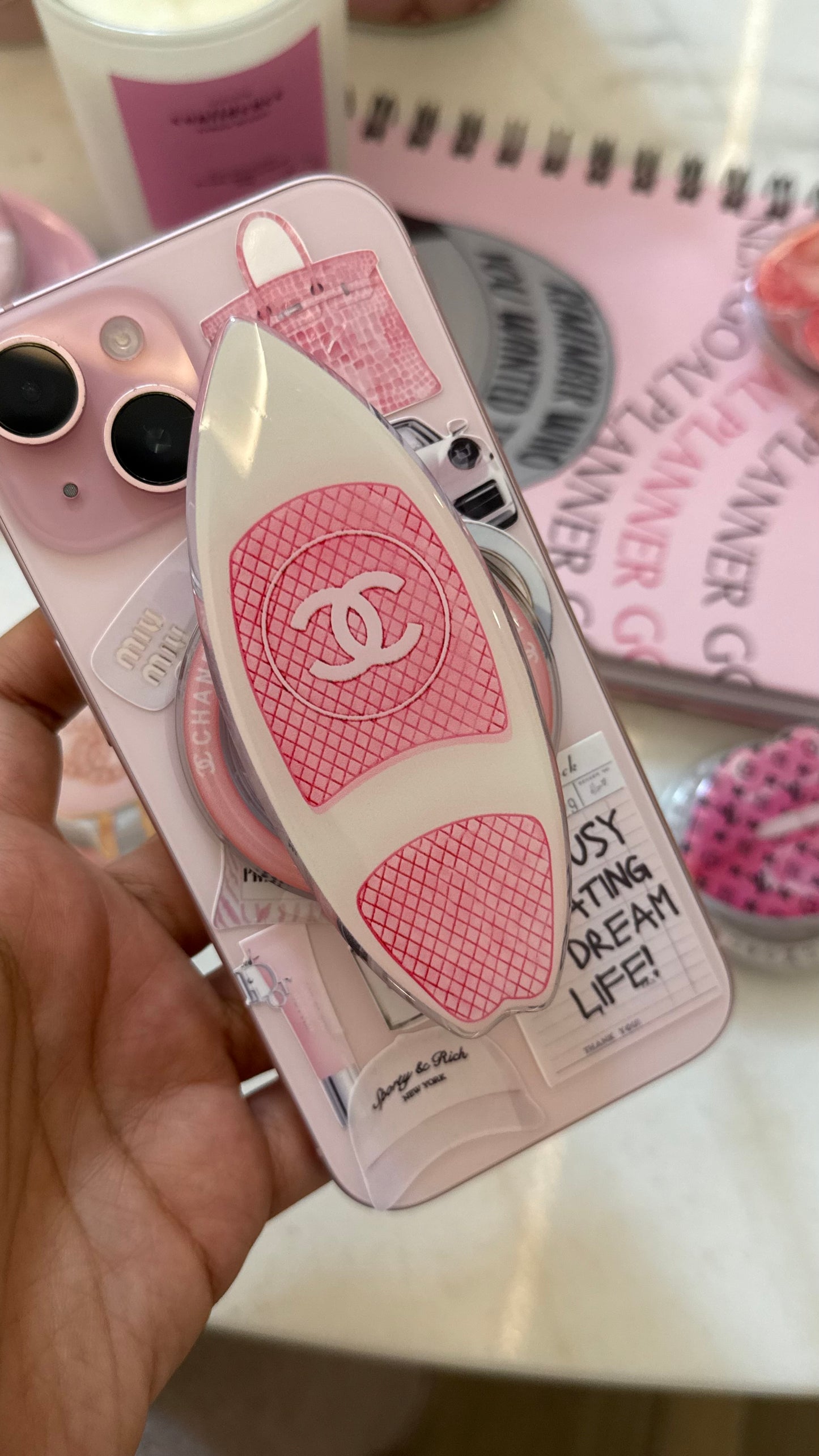 Chanel white*pink board